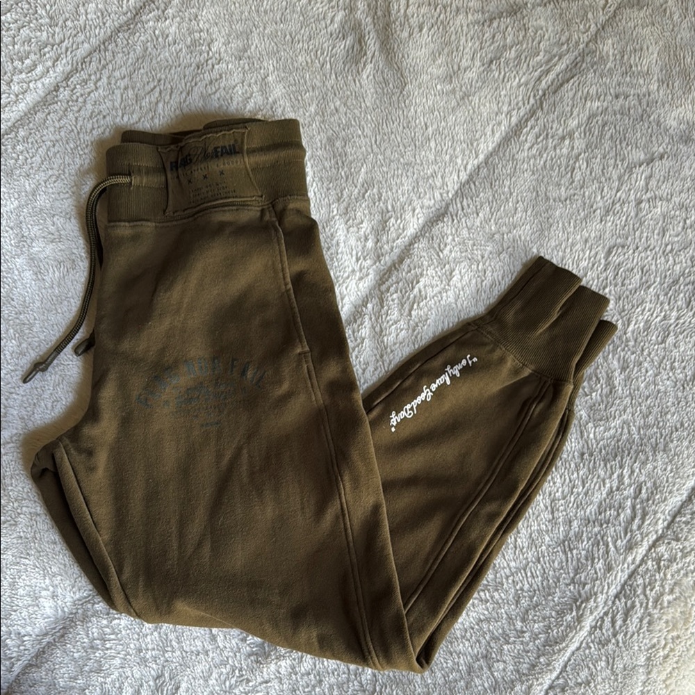 Flag Nor Fail Olive Green Womens Jogger Pants small